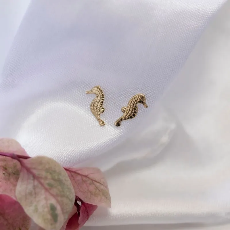 14K Yellow Gold Seahorse Stud Earrings