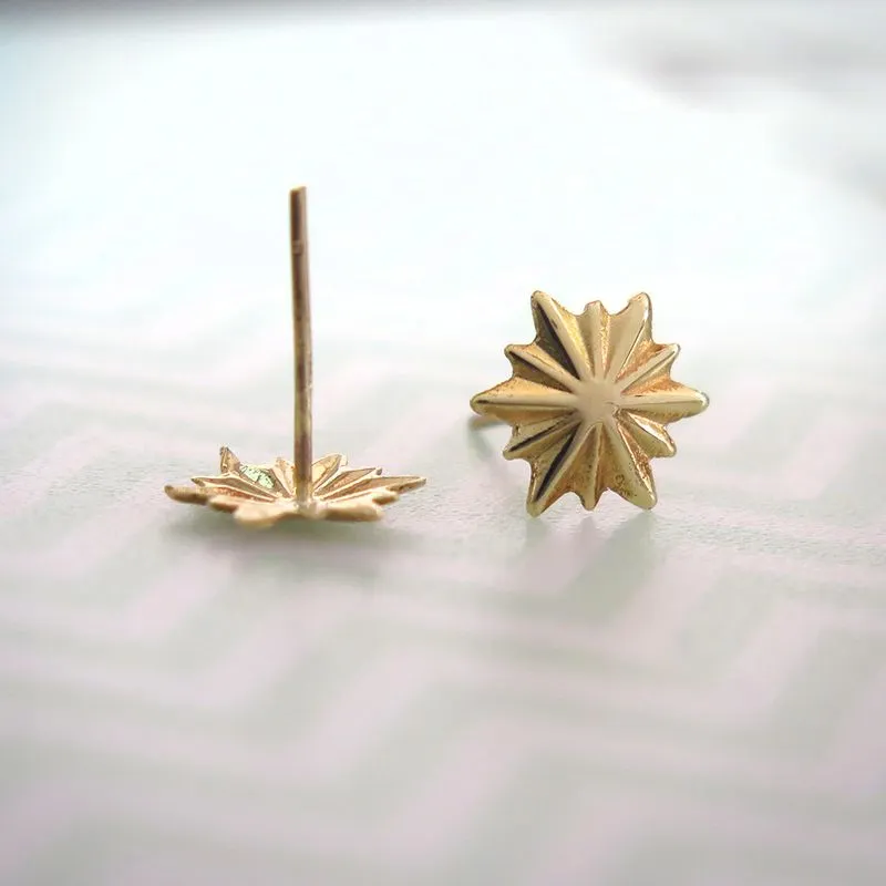 14K Yellow Gold Star Stud Earrings