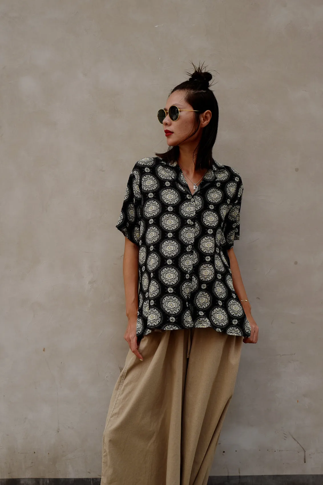 BLACK SILKY PATTERNED SHIRT *BEST BUY*