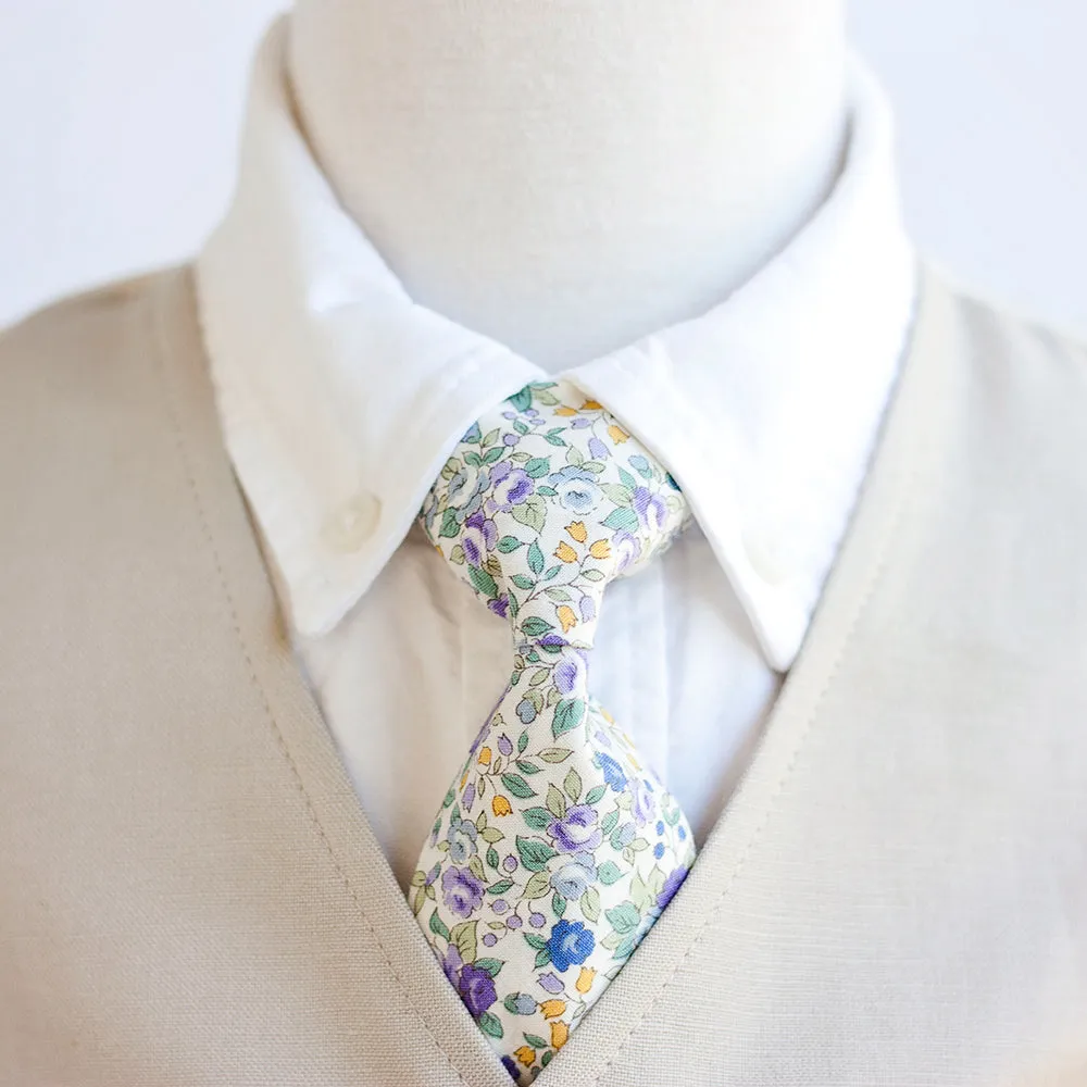 Boy's Necktie / Blossoms In Purple