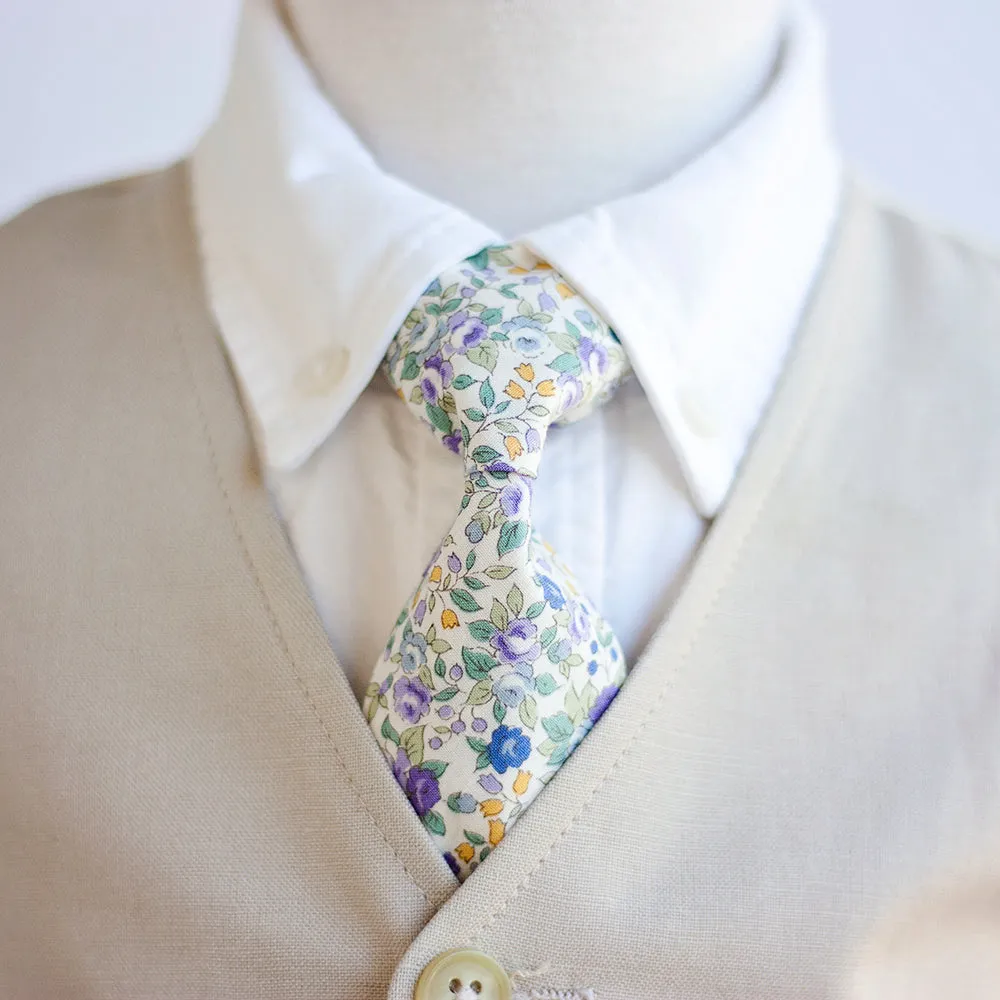 Boy's Necktie / Blossoms In Purple