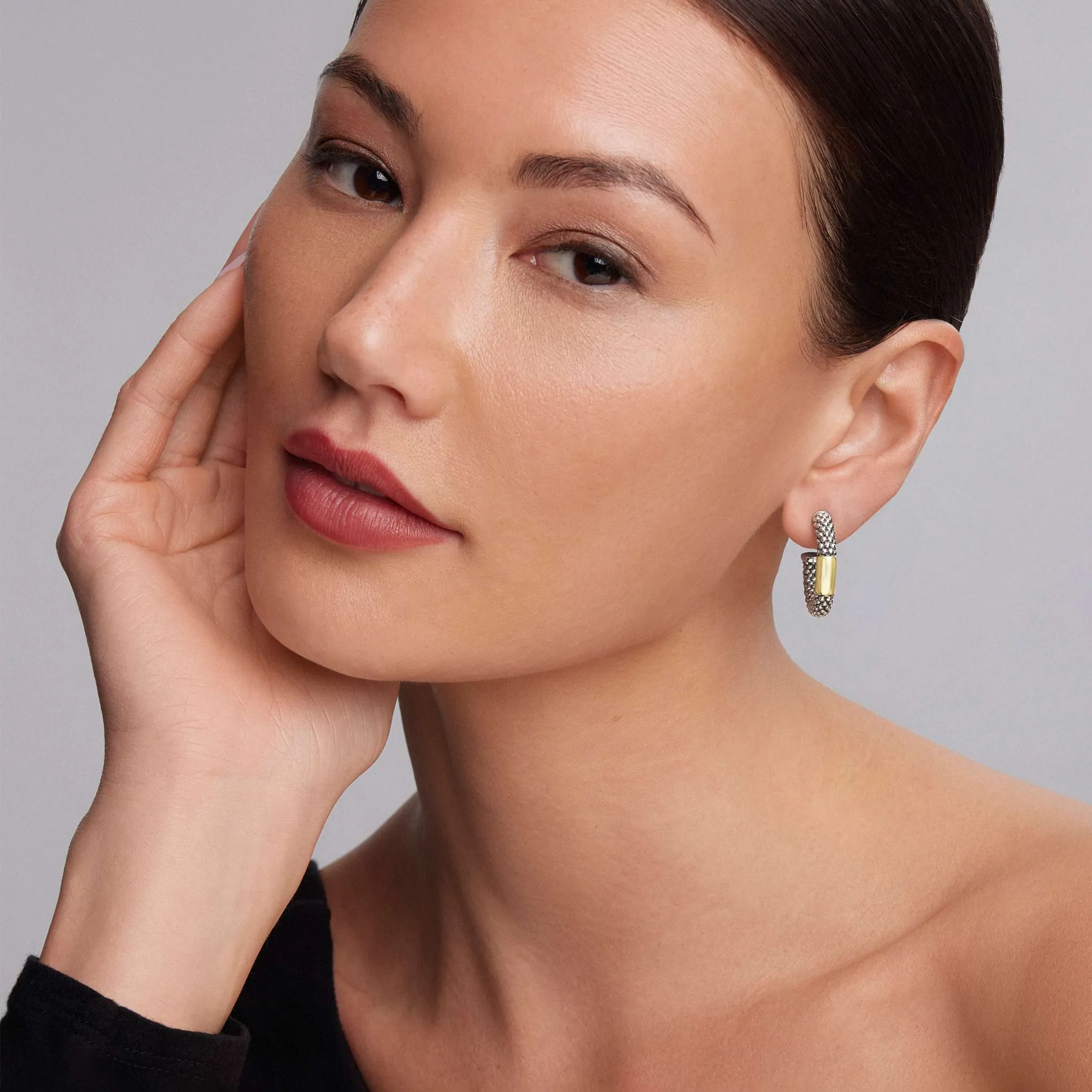 High Bar Two-Tone Station Caviar Hoop Earrings