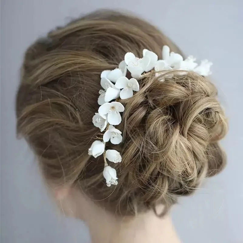 Matilde White Ceramic Floral Hair Comb