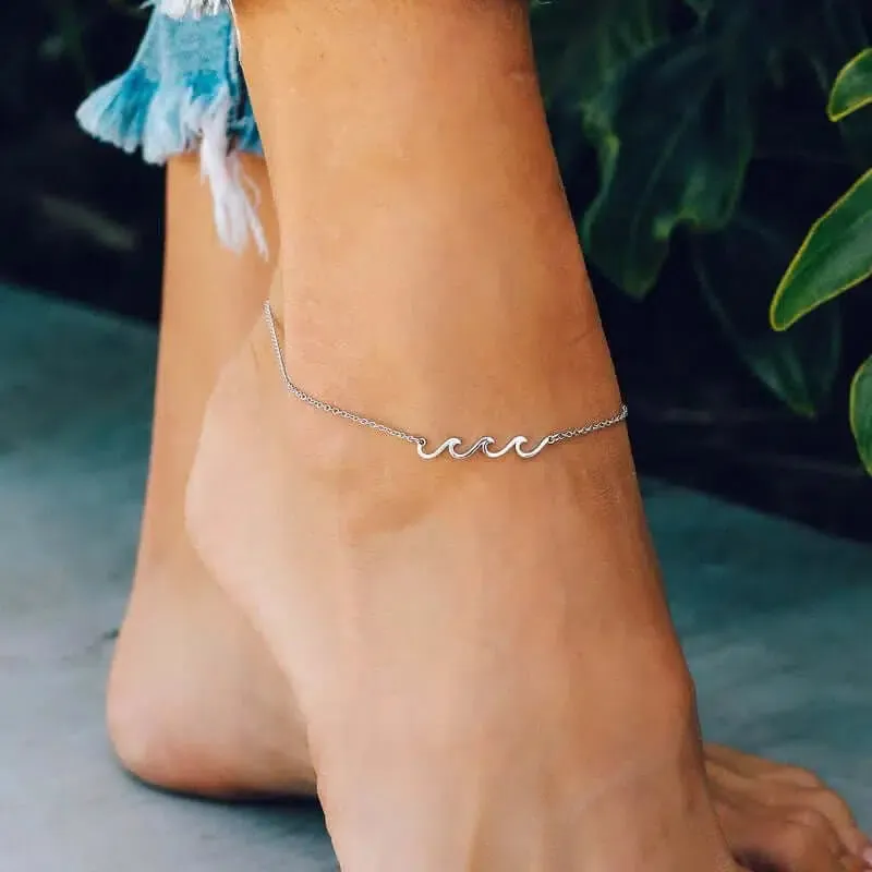 Pura Vida Delicate Wave Anklet