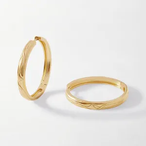 Victoria Textured Large Hoops - Gold